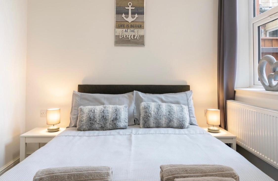 Megs Island Guest House Cleethorpes Ngoại thất bức ảnh